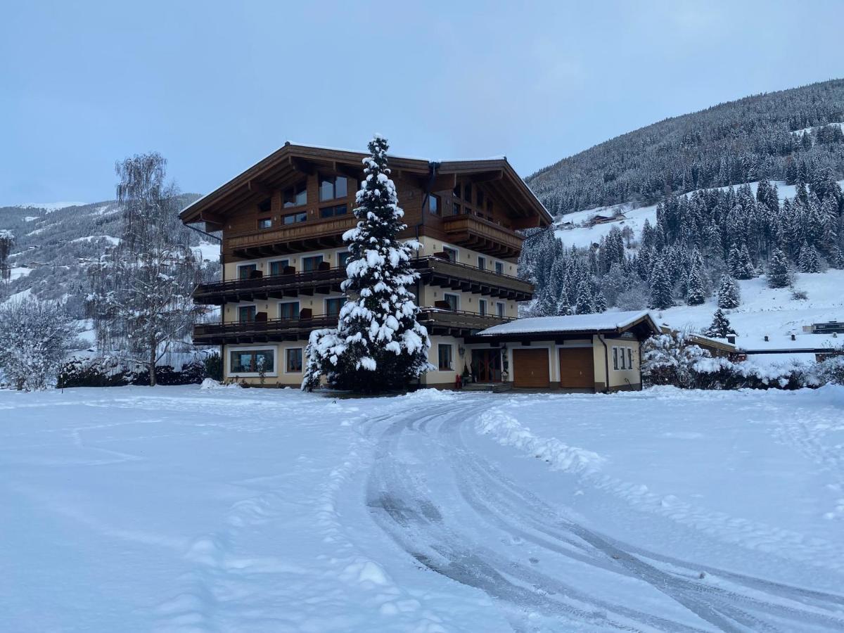 Pension Dorferwirt Bramberg am Wildkogel Exteriör bild