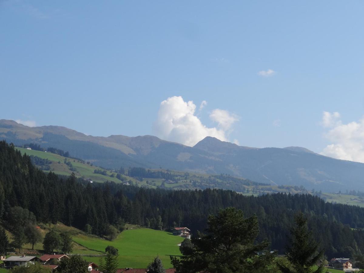Pension Dorferwirt Bramberg am Wildkogel Exteriör bild