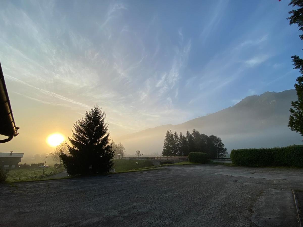 Pension Dorferwirt Bramberg am Wildkogel Exteriör bild