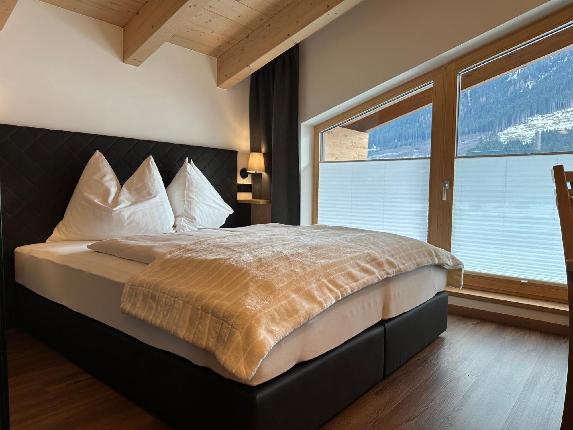 Pension Dorferwirt Bramberg am Wildkogel Exteriör bild