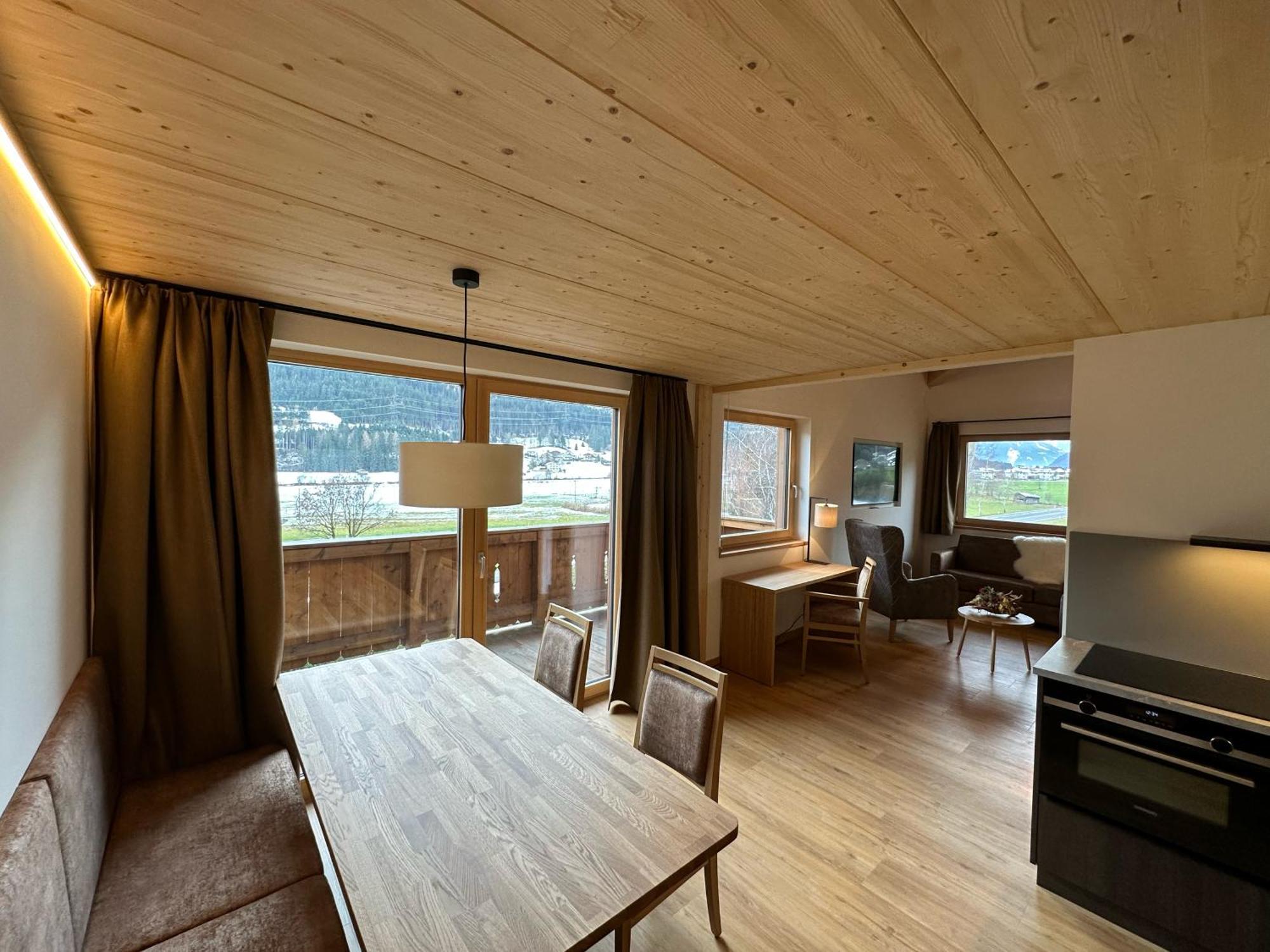 Pension Dorferwirt Bramberg am Wildkogel Rum bild